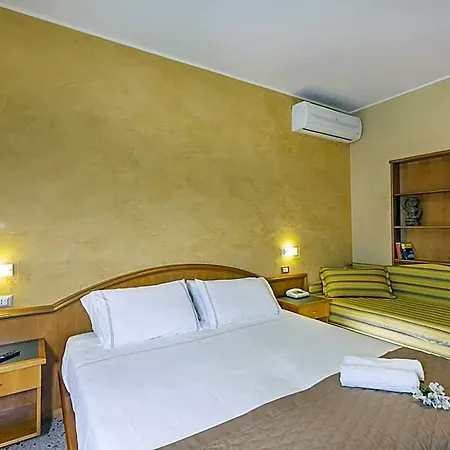 Otel Maja Pescara